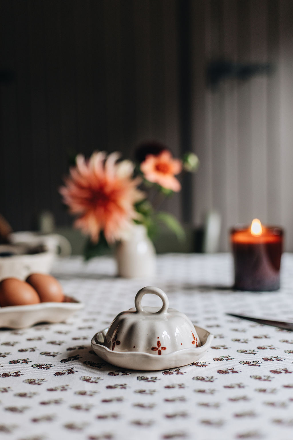 SorbetLivingAW_butter_dish_mocha_25_low_res