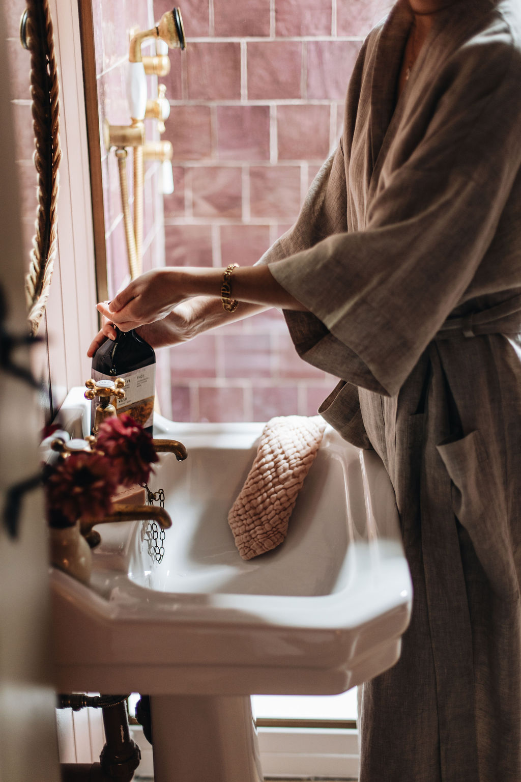 SorbetLivingAW_bed_and_bath_80_low_res