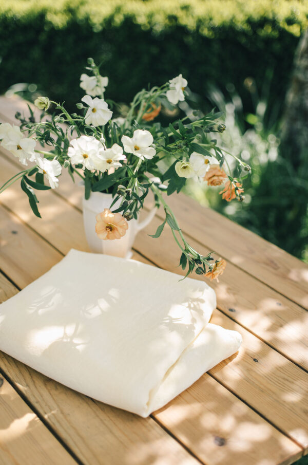 sorbet-living-buttermilk-linen-tablecloth-61662026
