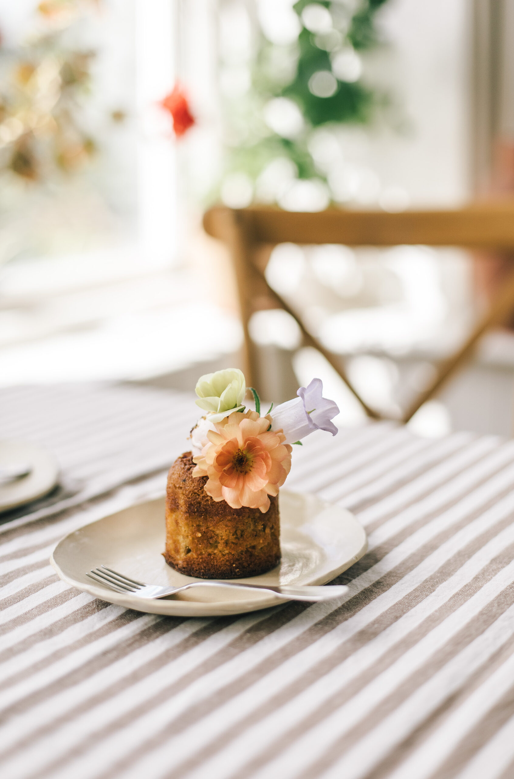 sorbet-living-buttermilk-plate-62192026