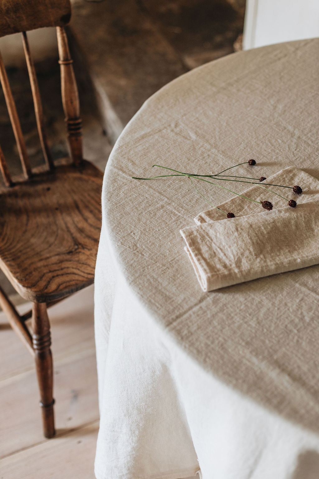 SorbetLivingAW26_AbbieMelle_linen_tablecloth_clotted_cream_83
