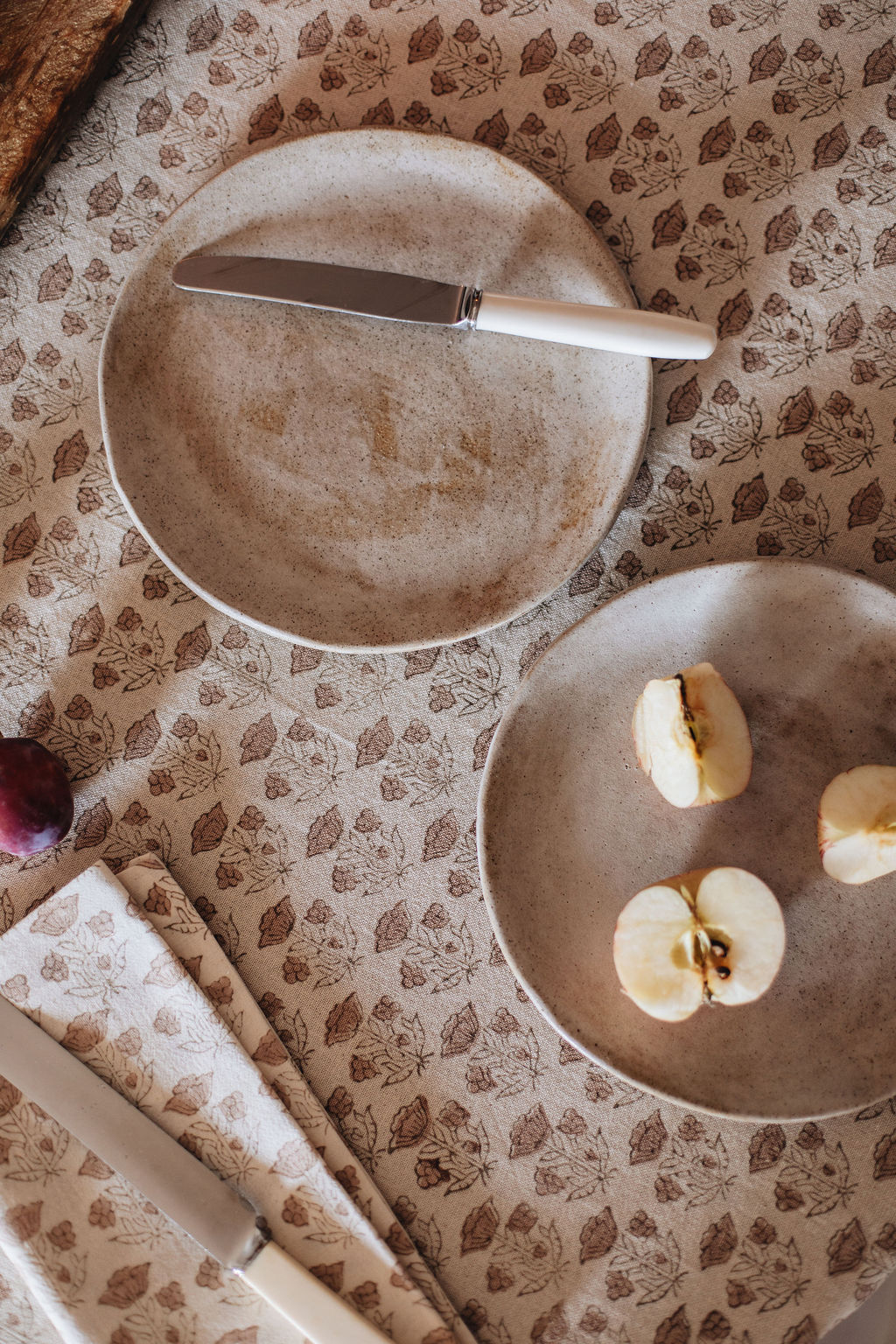 SorbetLivingAW26_AbbieMelle_stoneware_plate_56